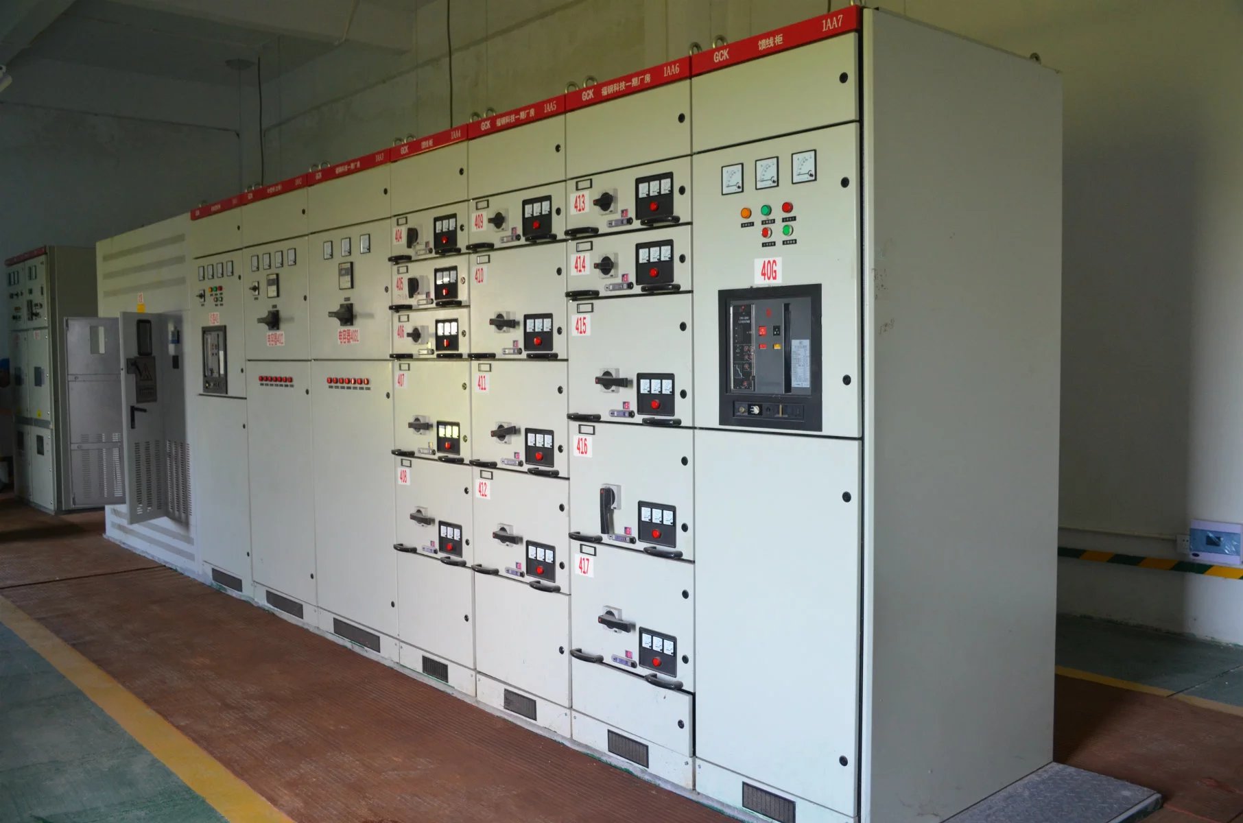 電纜接地線是否穿過(guò)零序電流互感器？